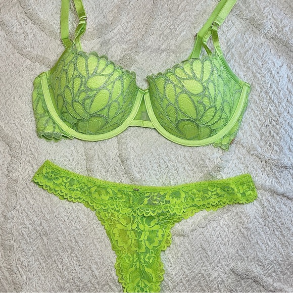 (Never Worn) Savage X Fenty Lime Green Bra/Panty Set | 36D | Small Lace Thong - Picture 9 of 16